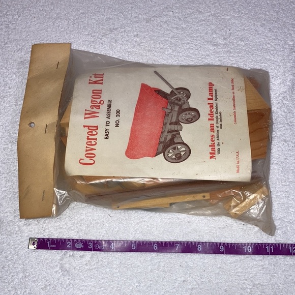 RARE SEALED Vintage Ralston Purina Co Covered Wagon Kit No 200 Unassembled Model - Picture 5 of 6